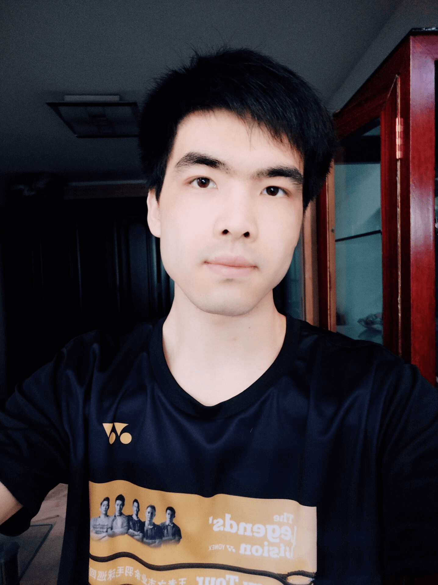 张磊